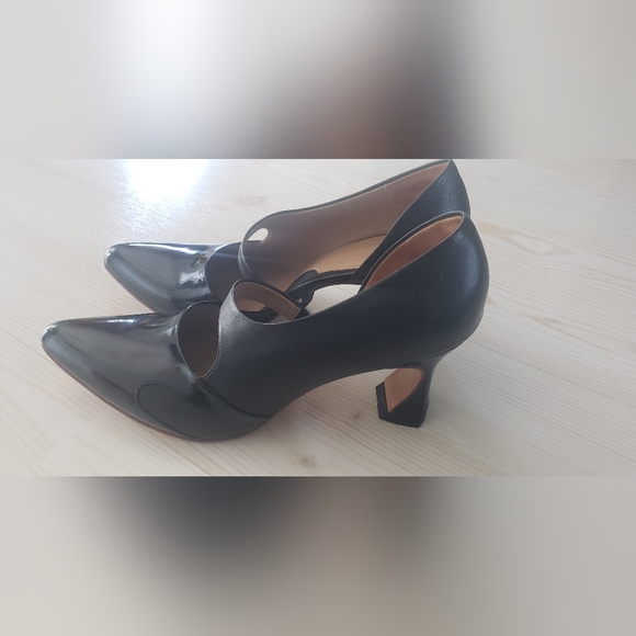 John Fluevog Earhart D'Orsay Pumps Size 10 US Black Patent Leather EUC - Picture 4 of 9